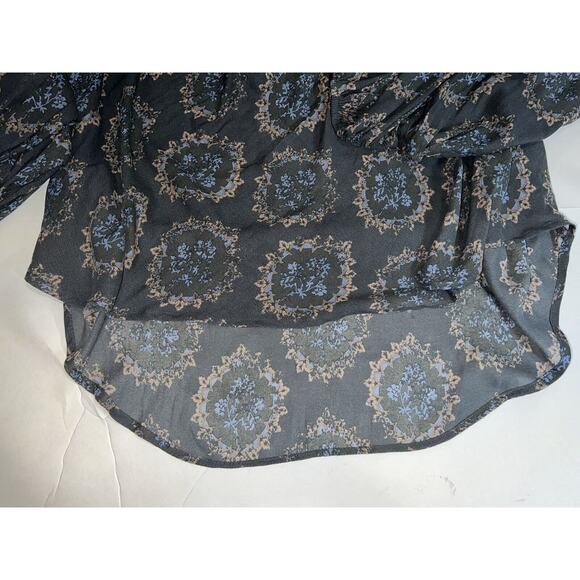 Free People Blouse Size L Dark Gray Peasant Floral Cowl Neck High-Low Hem Shirt - Picture 11 of 16
